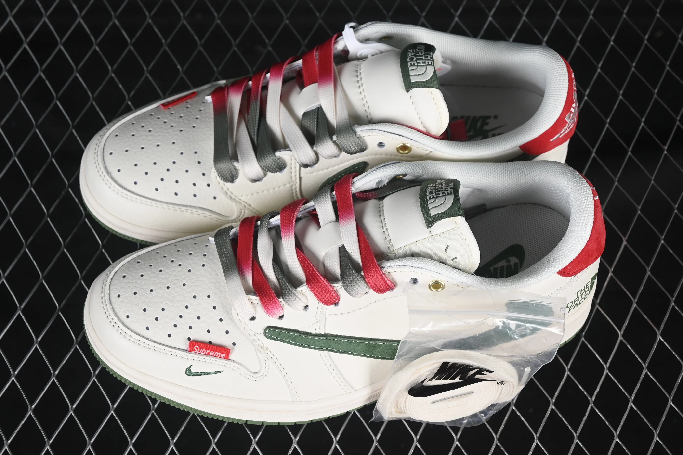 All categories Air Jordan Jordan series basketball shoes Air Jordan 1 Low High-end customized low-top sneakers Travis Scott x Fragment Design x Air Jordan 1 Low OG SP Joe 1 North Face co-branded beige green small red label low-top cultural casual sneakers FC1688-214